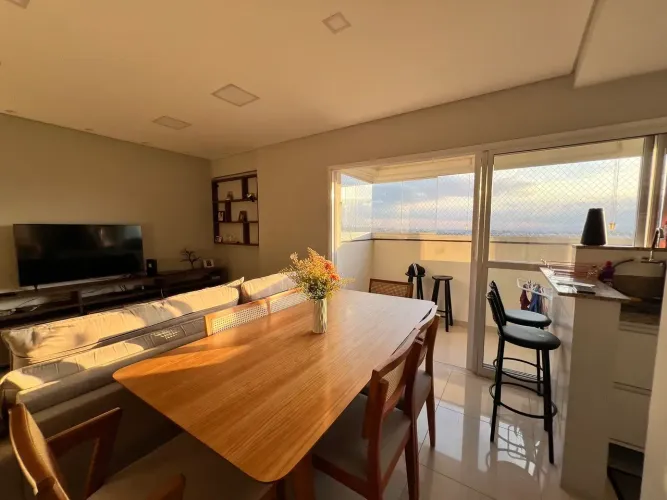 LINDO APARTAMENTO A VENDA!2 DORMITÓRIOS COM SUÍTE!! NA MELHOR LOCALIZAÇÃO DE TAUBATÉ!