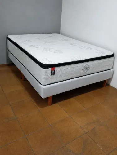 Cama box Queen casal