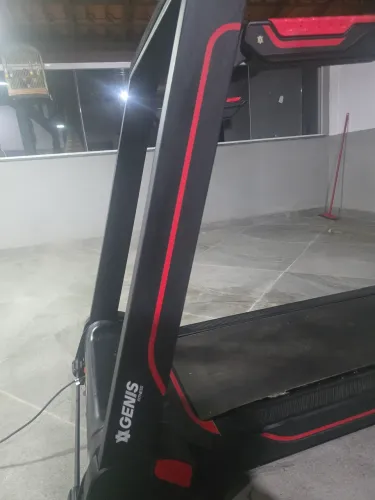 Esteira Ergometrica GT 1000 Geniss