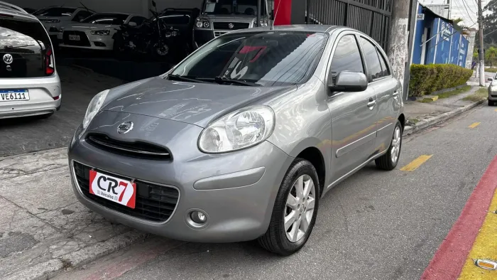 Nissan March SV 1.6 16V Flex Fuel 2014
