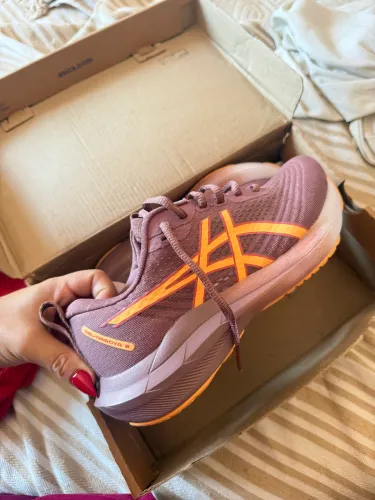 Tênis Feminino ASICS Gel-Nagoya 8