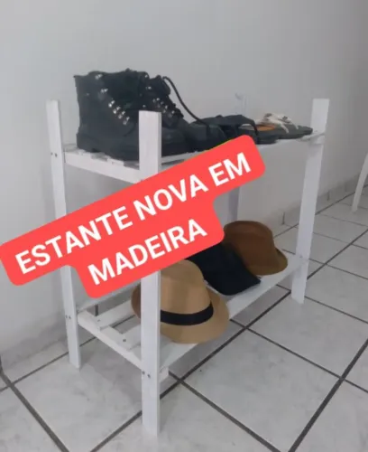 Estante nova em madeira 