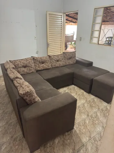 Sofá 6 lugares * puff