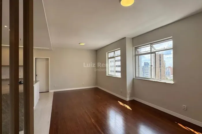Apartamento à venda no bairro Savassi