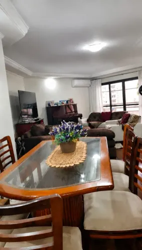 Apartamento para Venda | 3 Quartos | 1 Suíte | 135m² | Elevador