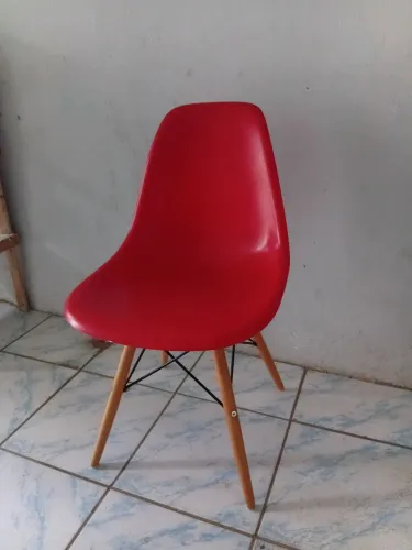Cadeira vermelha 