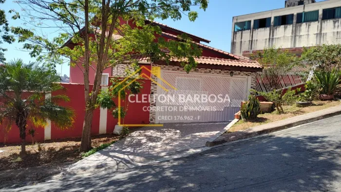 Sobrado em Condomínio Para venda com 4 quartos 1 suítes no bairro Serpa - Real Park - Caie