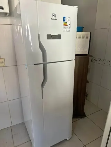 Geladeira Eletrolux Dfn41