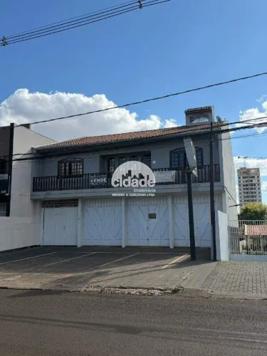 Sobrado à venda, 324 m²,com área total de 628m²,para fins comercial e residencial Coqueira