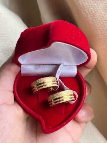 Par de Aliança de Casamento e Noivado Jateada 8mm com Frisos