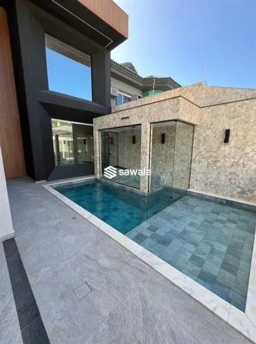 Casa Reformada à Venda no Condomínio Sun Garden Recreio dos Bandeirantes