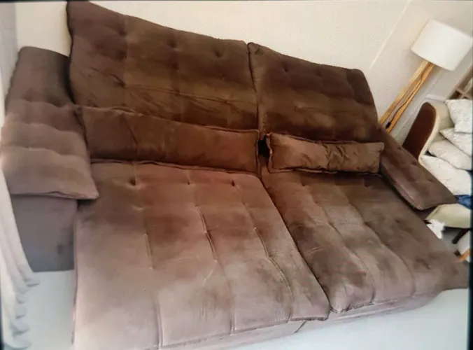 SOFA É CAMA DE CASAL COM BAU 