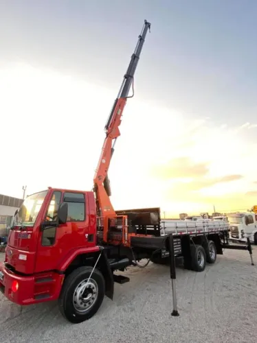 ford cargo 2422 2010 com munck luna 17,505