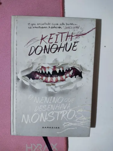 O menino que desenhava monstros