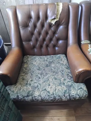 2 Poltronas antigas