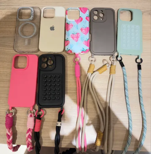 7 Capinhas de celular 16 pro.