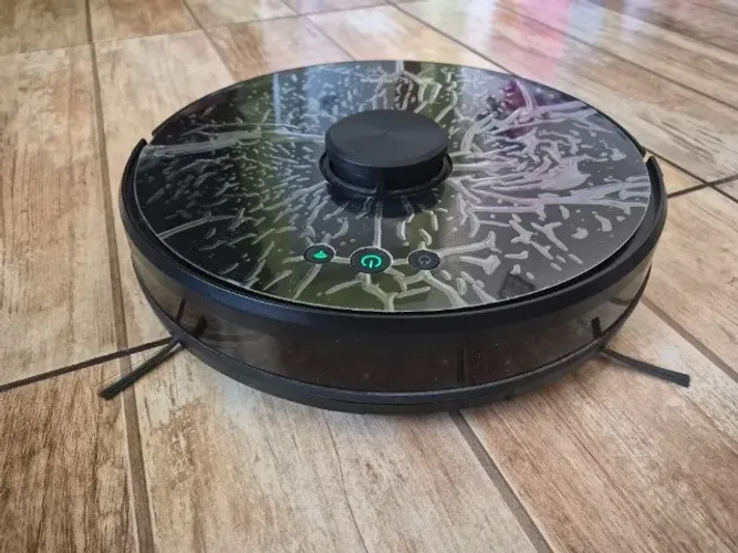 Robo de limpeza Kabum 700