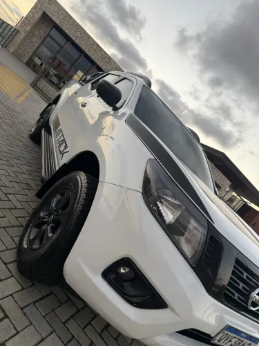 Nissan Frontier Attac.cd 4X4 2.3 Bi-TB Die. AUT 2020