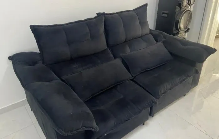 Sofá retrátil e reclinável