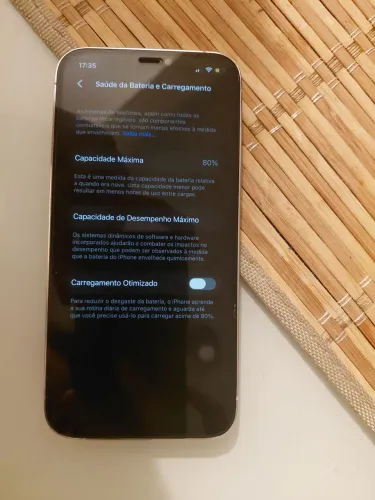 Vendo 12 pro 128 gb semino tudo certo só falta a carcaça 