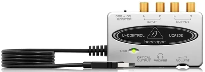 Interface de áudio Behringer U-Control UCA202