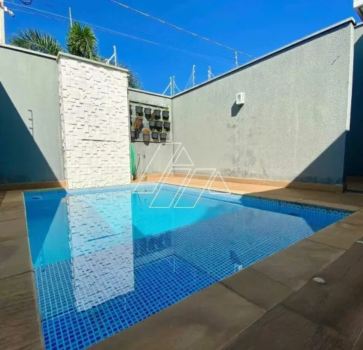 Casa para aluguel, 3 quartos, 1 suíte, 2 vagas, Jardim Florença - Marília/SP