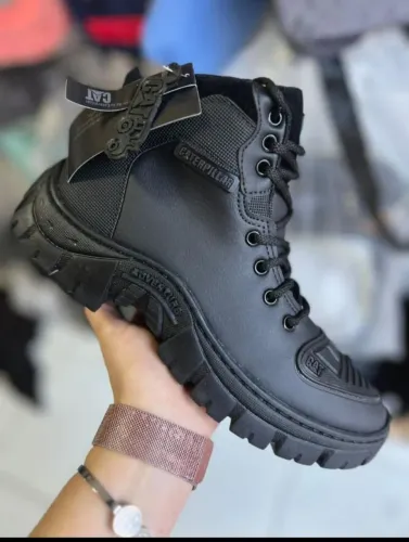 Bota CAT atacado 