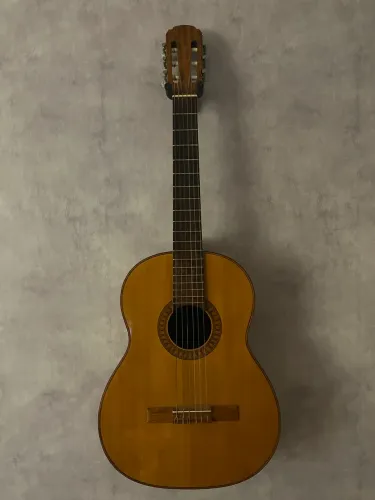 Violão antigo