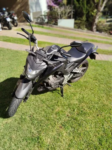 Vendo CB 300f Twister