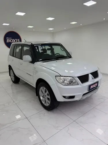 Mitsubishi Pajero TR4 2.0 Flex 16V 4X2 Aut. 2012