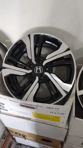 Jogo roda Honda Civic 17x7 45 5x114 Preta brilhante diamantada