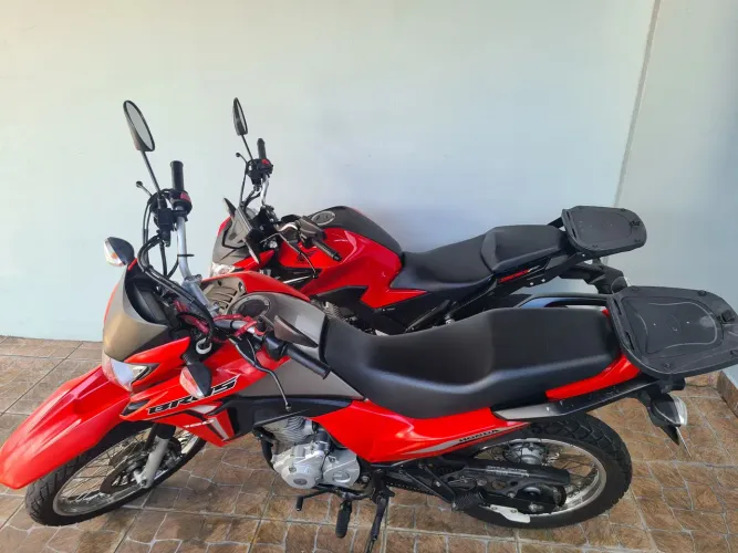 BAIXO DA FIPE  $40.000 2 Motos ou troco