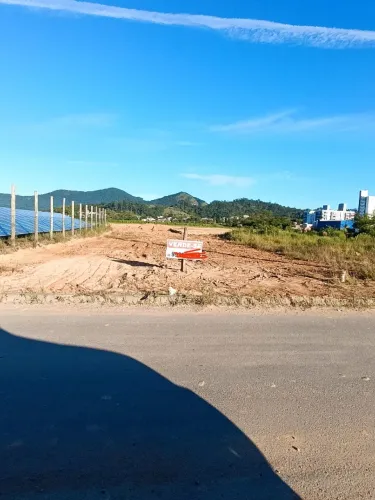 Terreno no arino Bressan bairro monte castelo valor 185 mil 