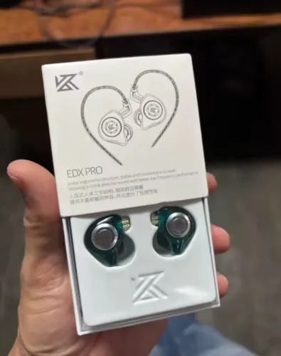 Fone Gamer com fio KZ EDX PRO, ótimo para músicos, gamers e muito mais