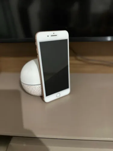 Impecável IPhone 8s plus todo original 