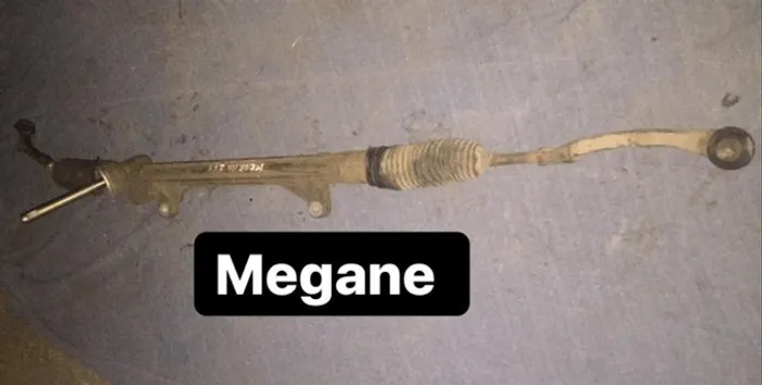 Caixa de direção megane