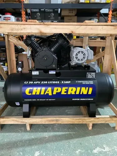 Compressor de Ar Profissional 250L Pressão de 175psi Motor 5cv Chiaperini - Loja