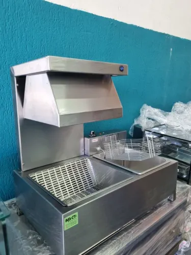 Secador de frituras com frituras- estação inox sob medida 