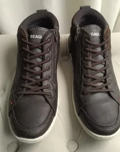 Bota Beagle Marrom