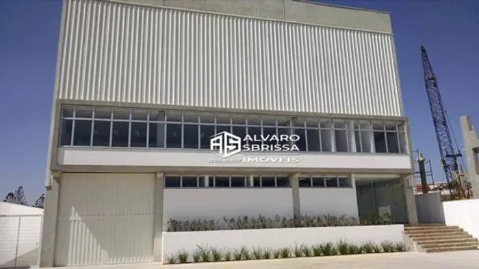 GALPÃO em concreto pré-moldado, em condomínio industrial na cidade de ITU SP 1129m2 área c