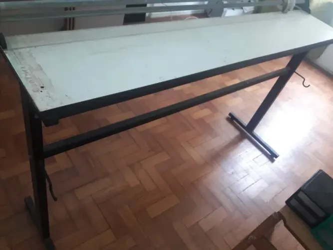 Refiladora com Pedestal - Danfex