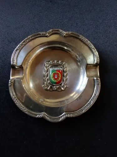 Cinzeiro de prata antigo
