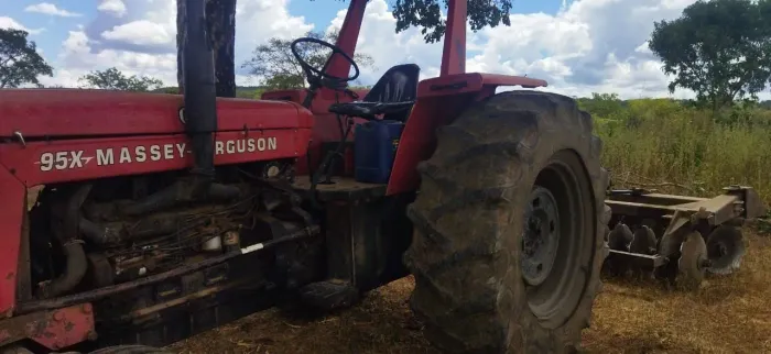 Trator Massey Ferguson 95 x 