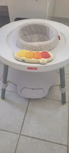 Mesa de atividade infantil skip hop novinha