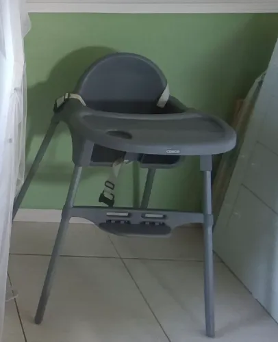 Vendo cadeirinha de alimentação 