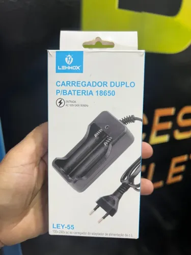 Carregador Duplo P/Bateria 18650 LEHMOX