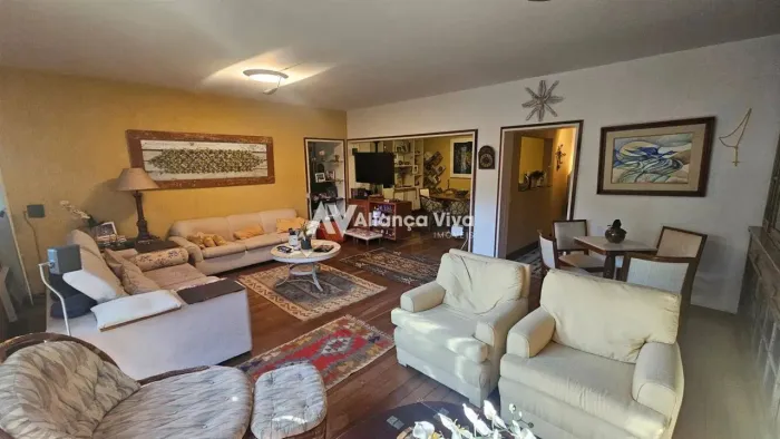 Gávea | Apartamento 4 quartos, sendo 1 suite