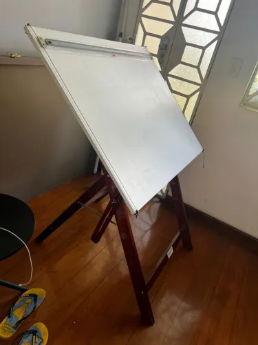 Mesa de Desenho/Projetos com Cavalete