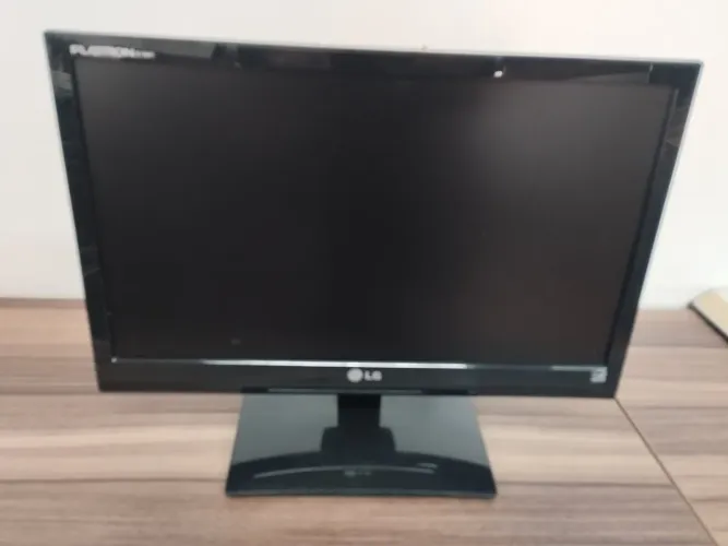 Monitor LG Flatron 18 polegadas