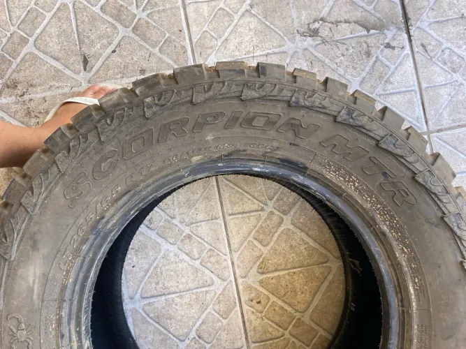 Pneu 265/65/17 Scorpion MTR 